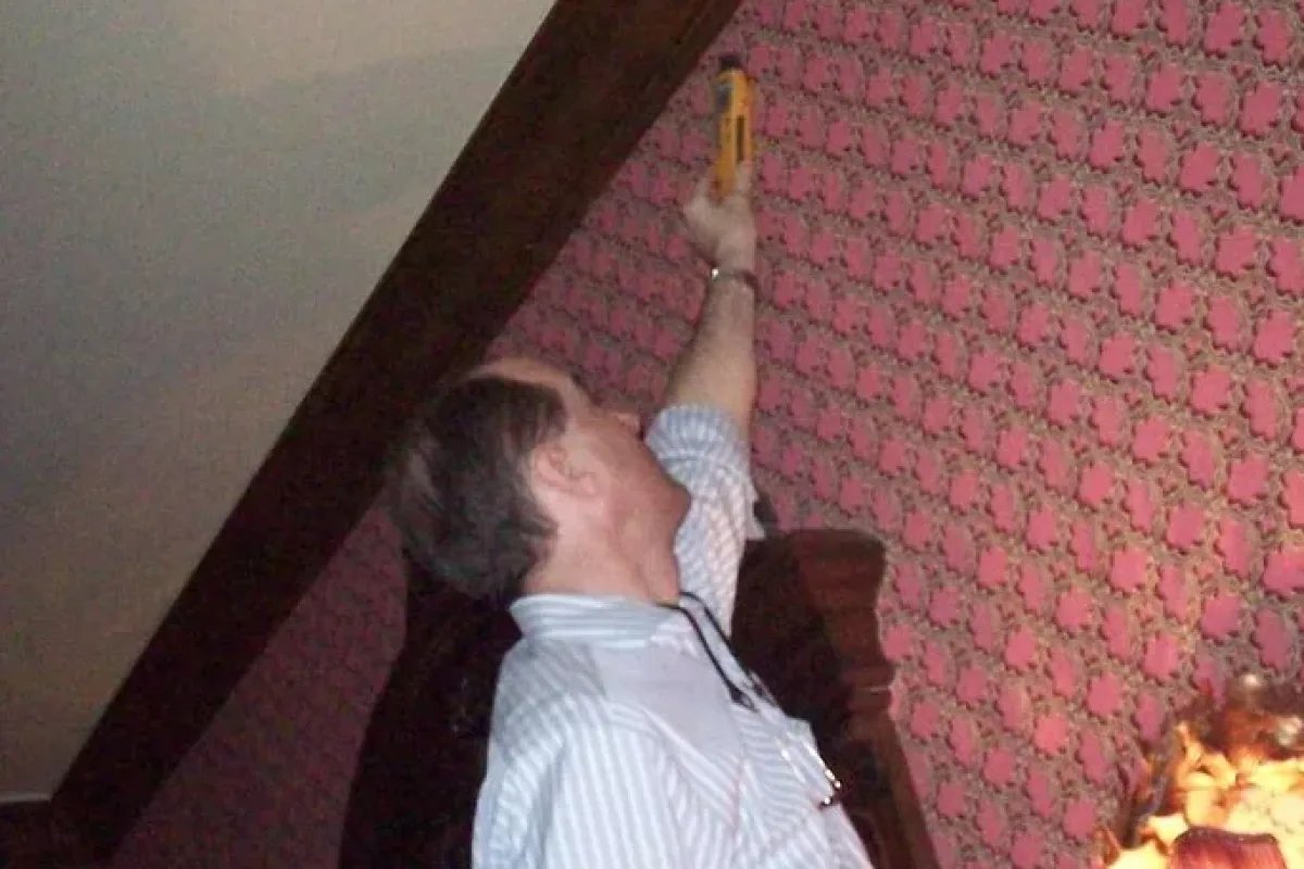 Cómo medir la humedad de una pared