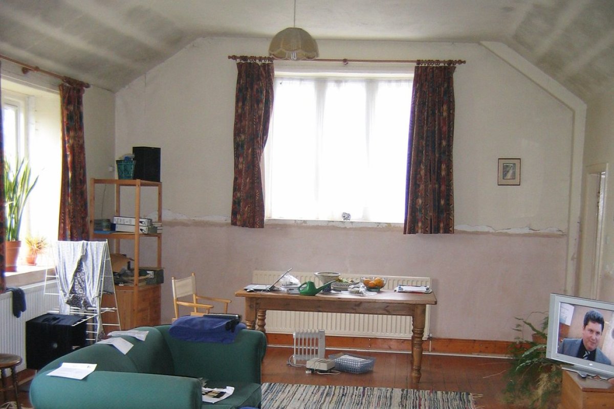 Por qué aparece humedad solamente en una habitación